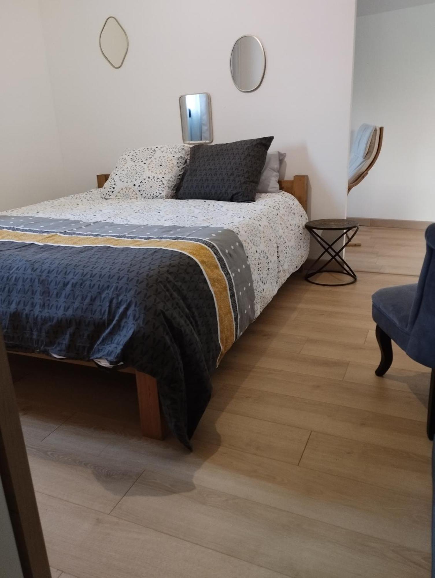 Apartamento L'Atelier Des Reves La Roque-sur-Cèze Habitación foto